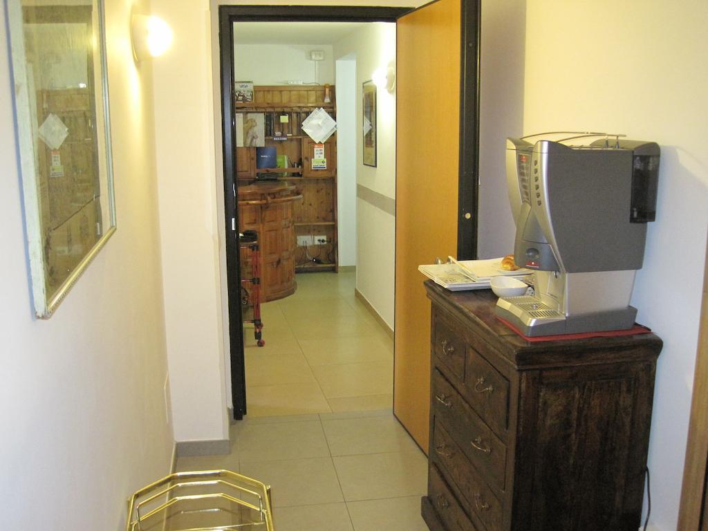Colombo Apartments Санремо Экстерьер фото